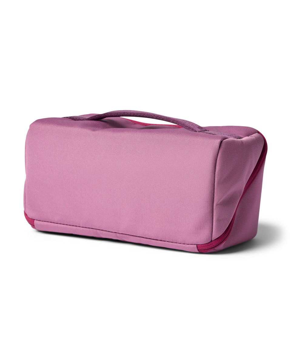 Alternative view of Viaje Toiletry Kit    every day